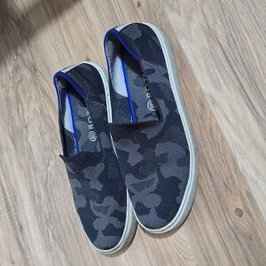 ROTHY'S SIZE 8.5 BLACK/GRAY CAMOUFLAGE SLIP ON LOAFER COMFORT SHOES